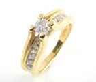 14ct Gold Diamond Single Stone Ring with Diamond Shoulders