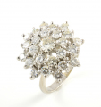 18ct White Gold Diamond Cluster Ring