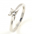 18ct White Gold Princess Cut Diamond Single Stone Ring