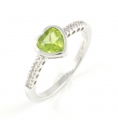 9ct White Gold Peridot and Diamond Heart Ring